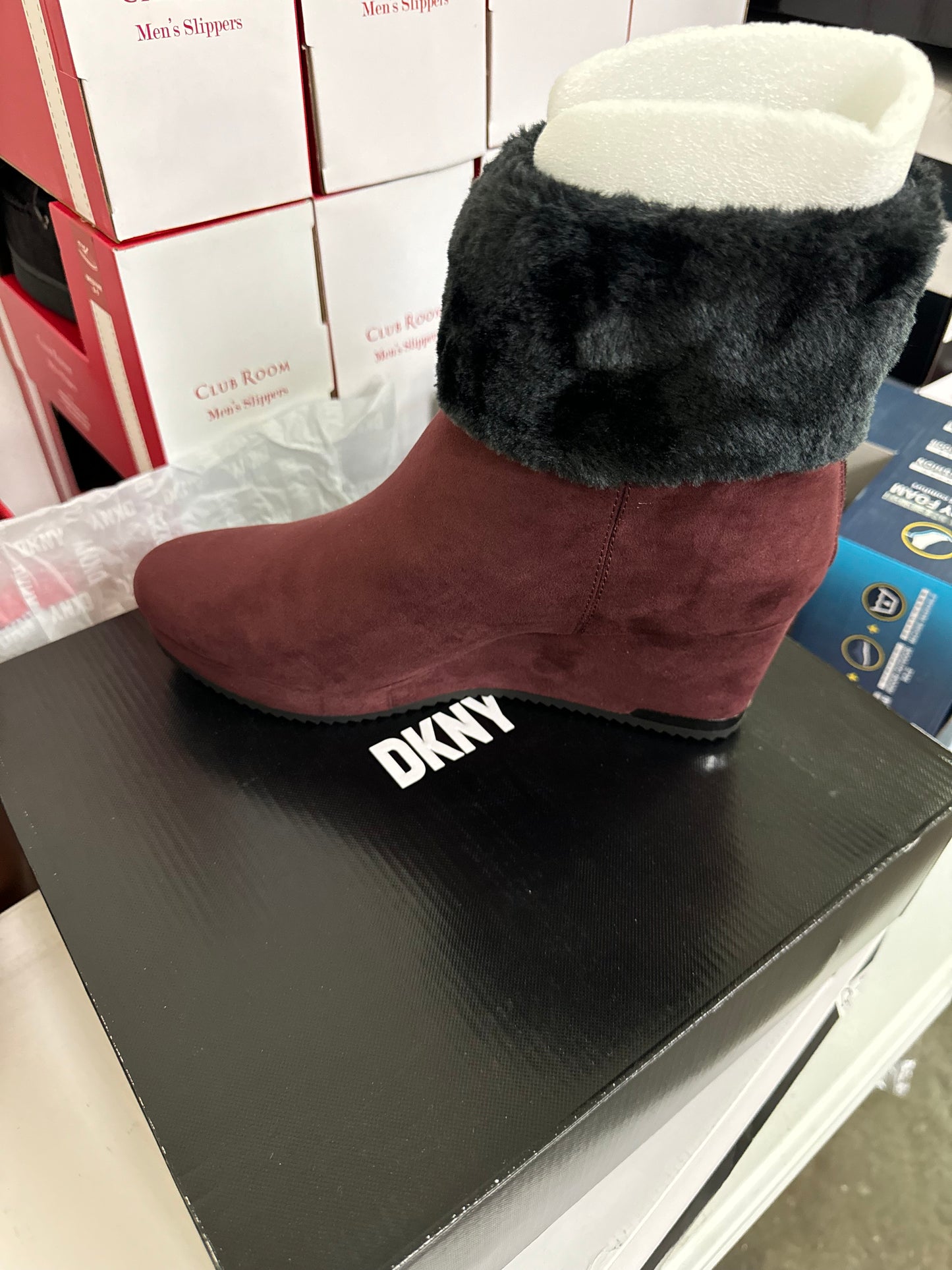 DKNY Nadra Womens Faux Suede Dressy Booties