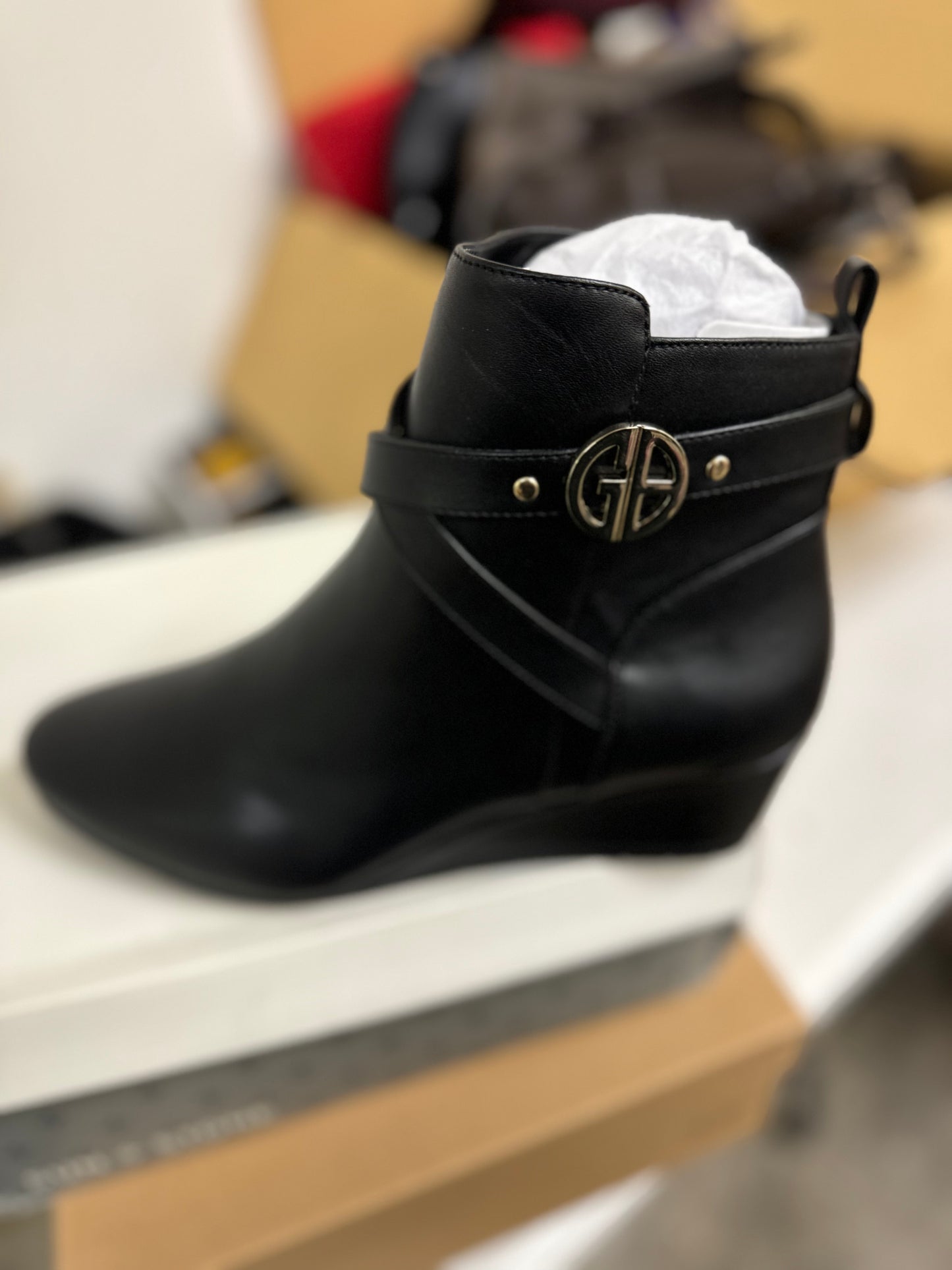 Giani Bernini Black Cherub Wedge Memory Foam Ankle Booties 11M